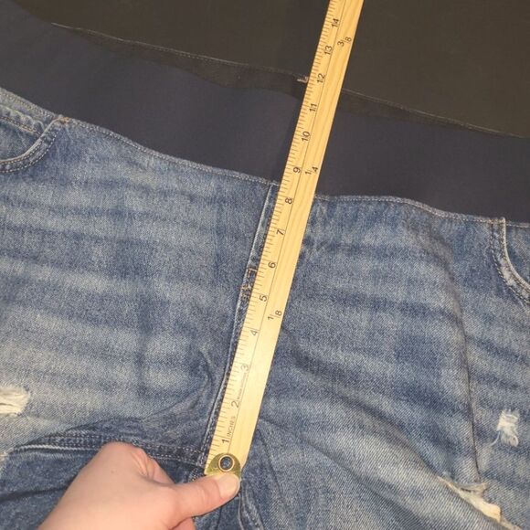 New Old Navy Maternity Low Panel Jean Shorts 18 - Picture 8 of 10